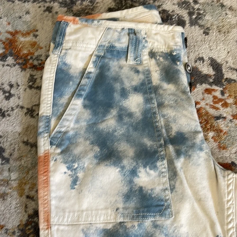 Pilcro Tie-Dye Straight Leg Jeans in Blue and Cream with Rust Accent - Picture 1 of 9